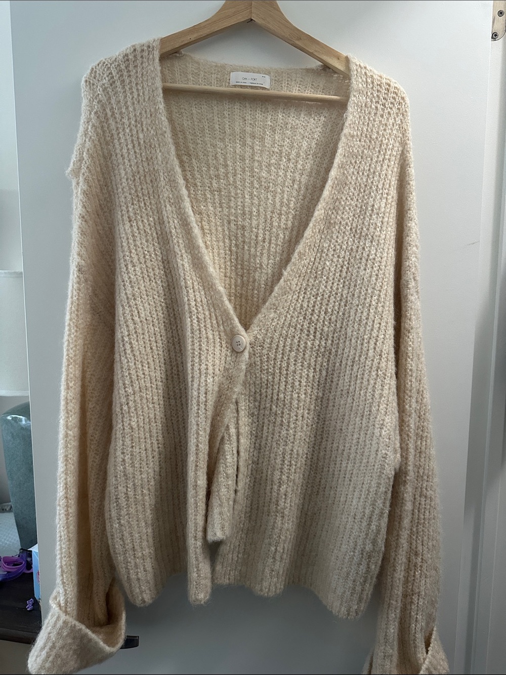 OAK + FORT Cream V-Neck Ribbed Button Cardigan